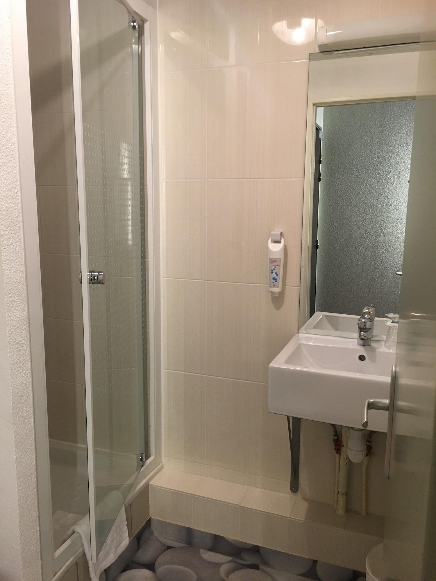 Ibis Budget Bobigny Pantin Exterior photo