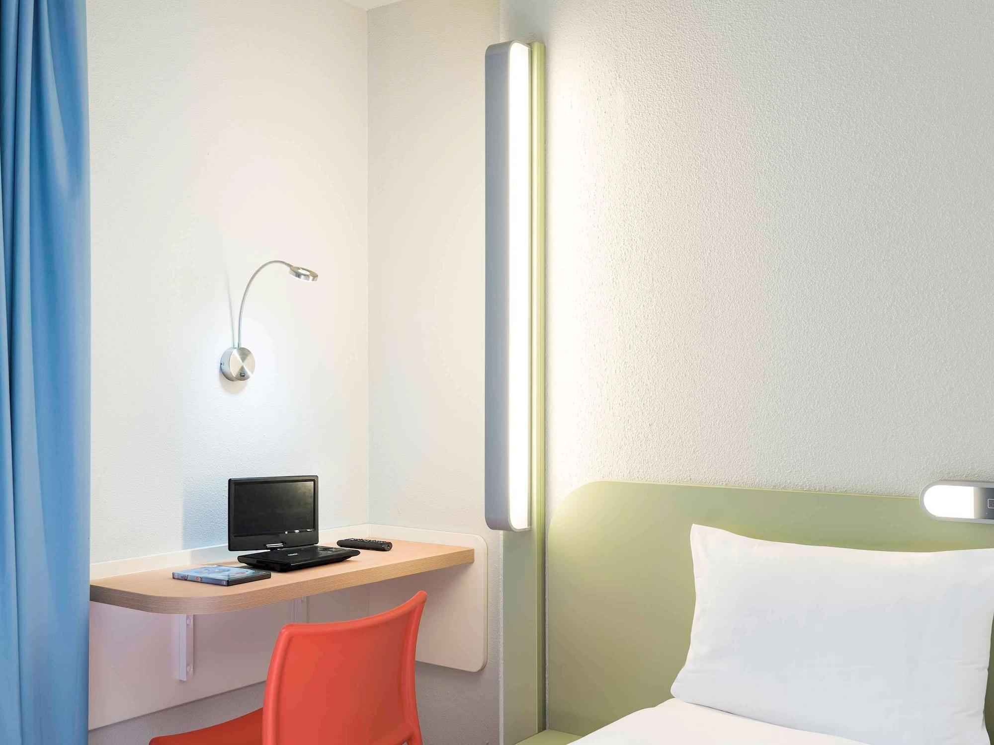 Ibis Budget Bobigny Pantin Exterior photo