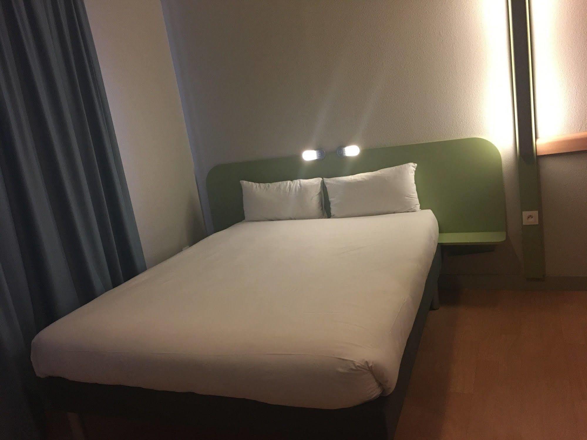 Ibis Budget Bobigny Pantin Exterior photo